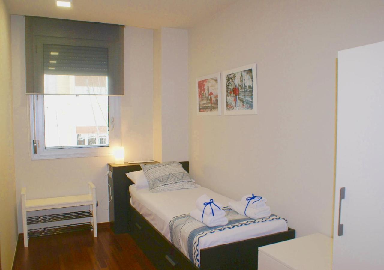Carmed Homely Apartment By Hlclub Agency Vilanova i la Geltrú Esterno foto