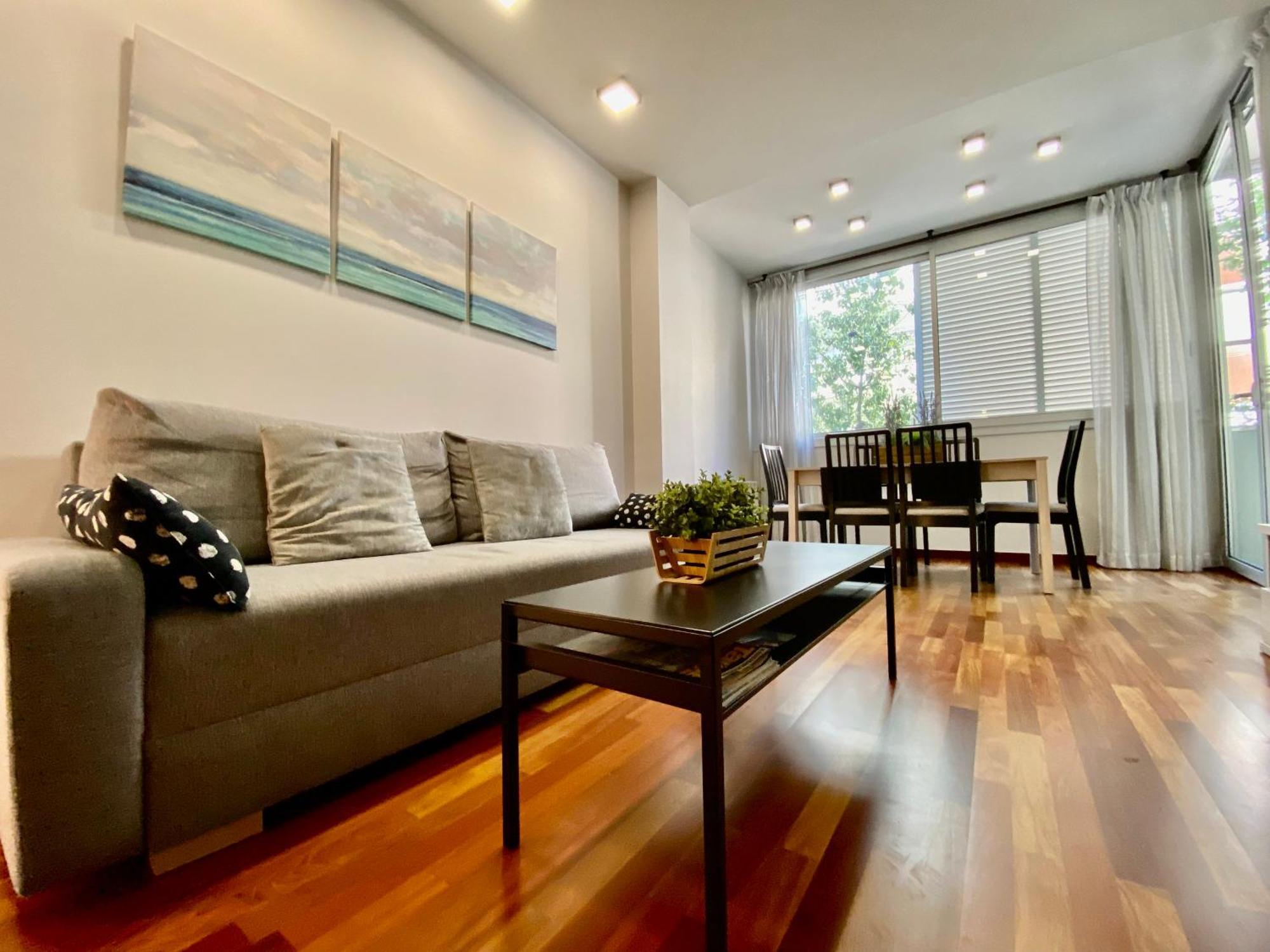Carmed Homely Apartment By Hlclub Agency Vilanova i la Geltrú Esterno foto